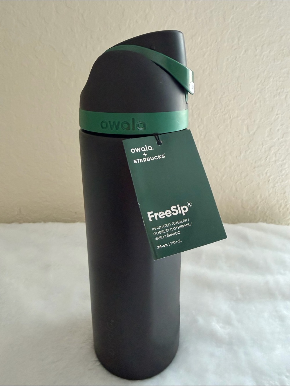 Owala x Starbucks FreeSip 24oz Black Green Water Bottle New